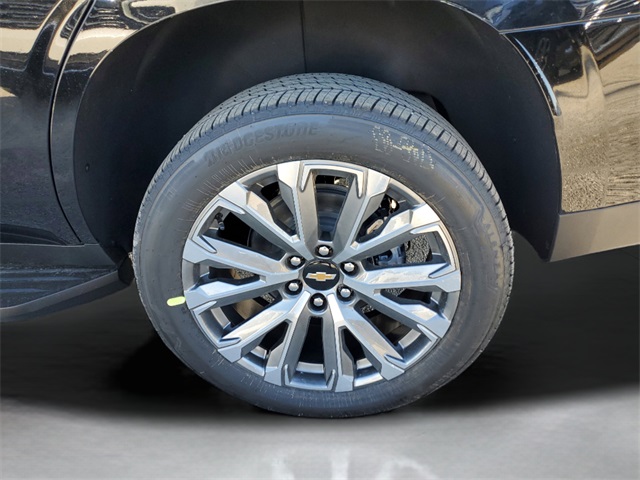 Vehicle image 5 of 22