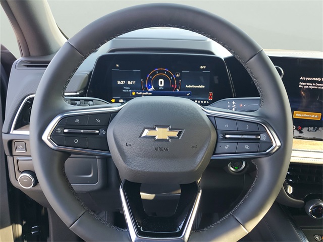 Vehicle image 16 of 22