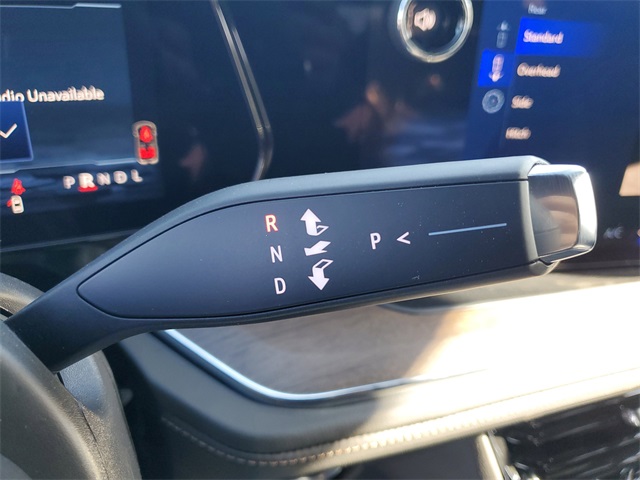 Vehicle image 21 of 22