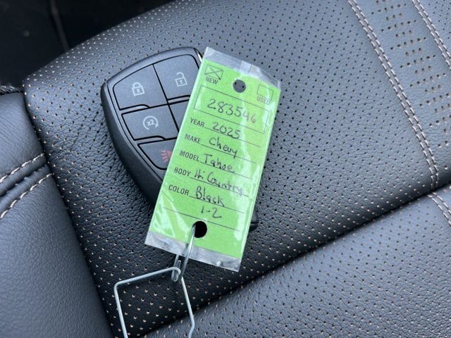 2025 Chevrolet Tahoe High Country Image 25 of 35