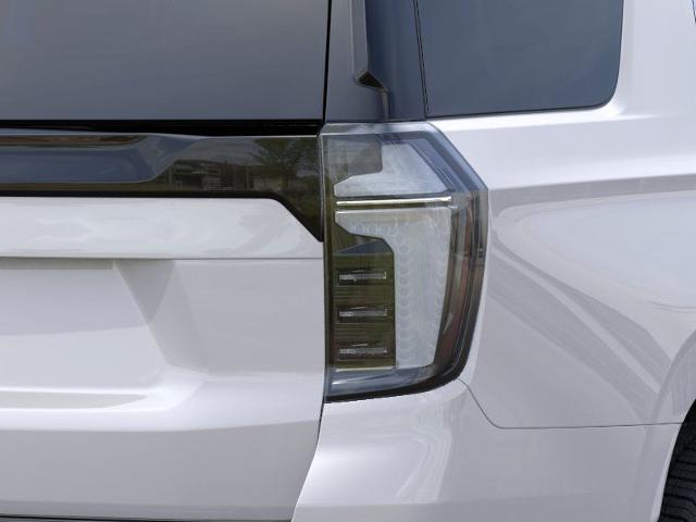 Vehicle image 11 of 24