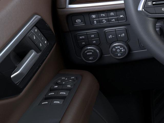 Vehicle image 22 of 24