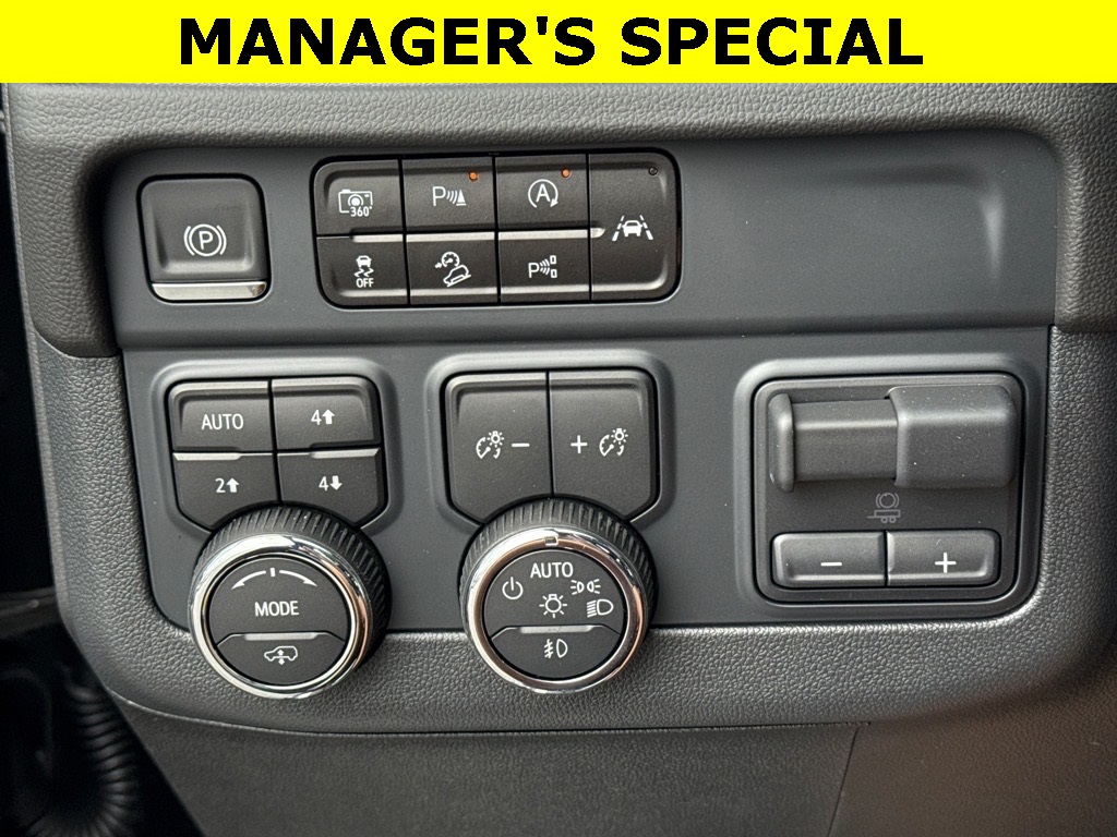 Vehicle image 21 of 30