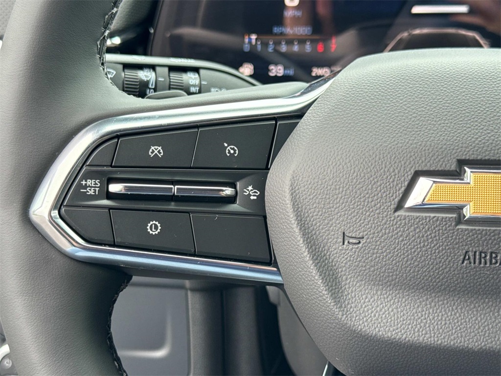 Vehicle image 12 of 19