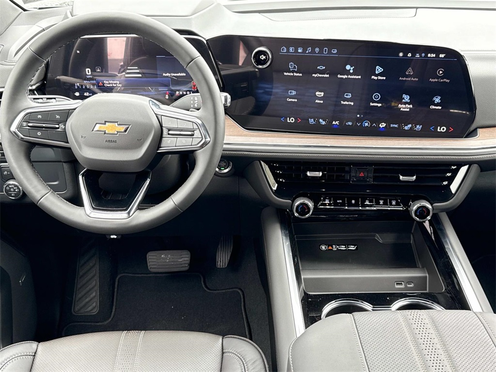 Vehicle image 7 of 19