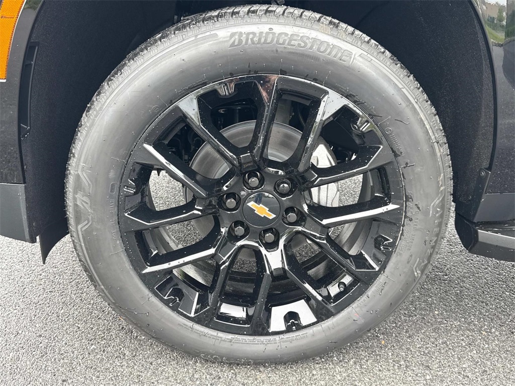 Vehicle image 18 of 19