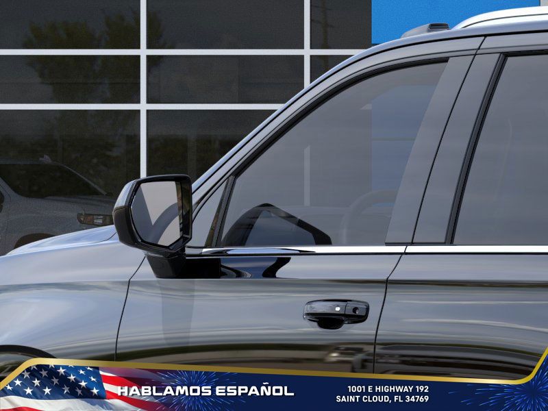 Vehicle image 19 of 24