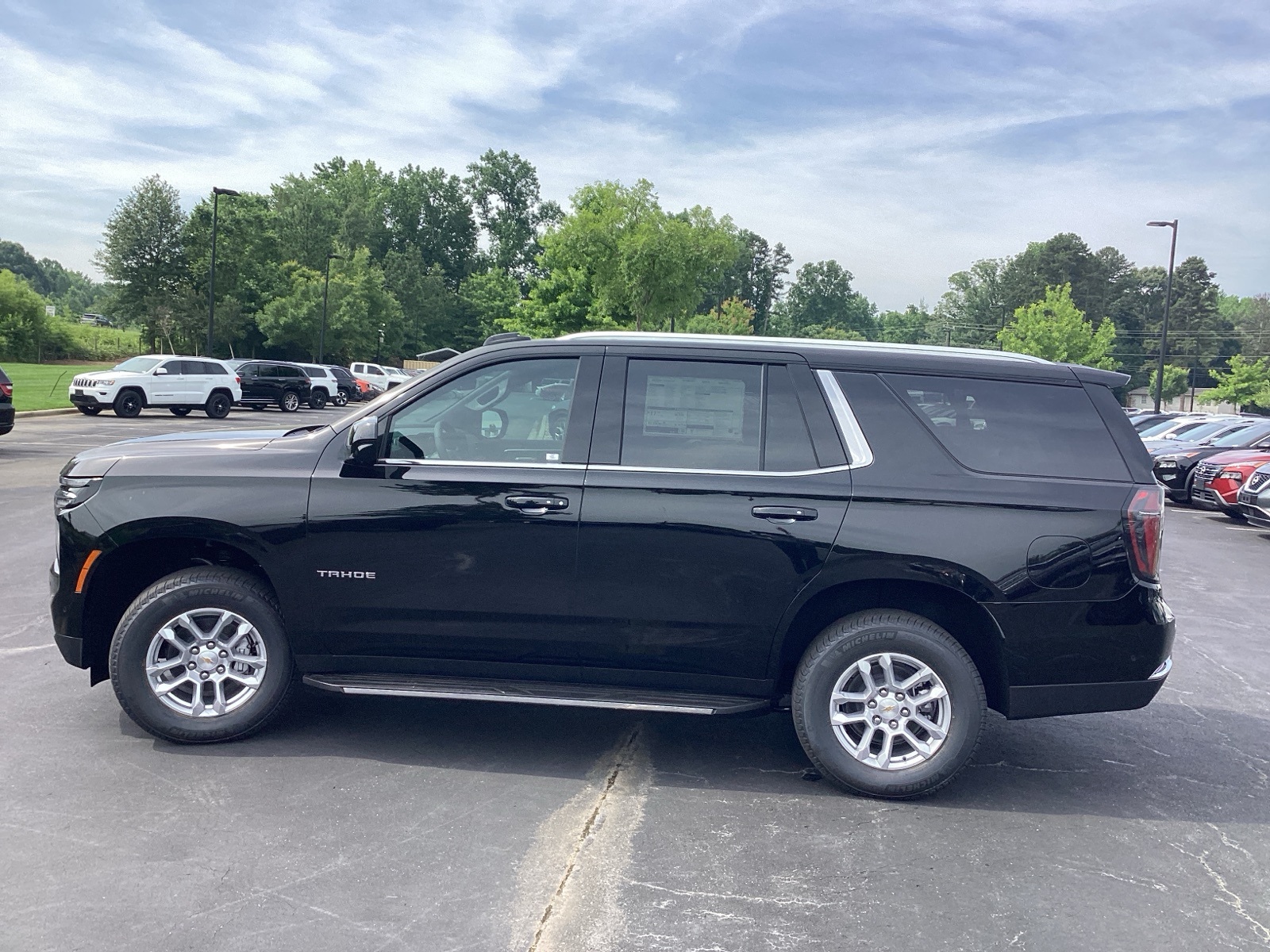 Vehicle image 6 of 32