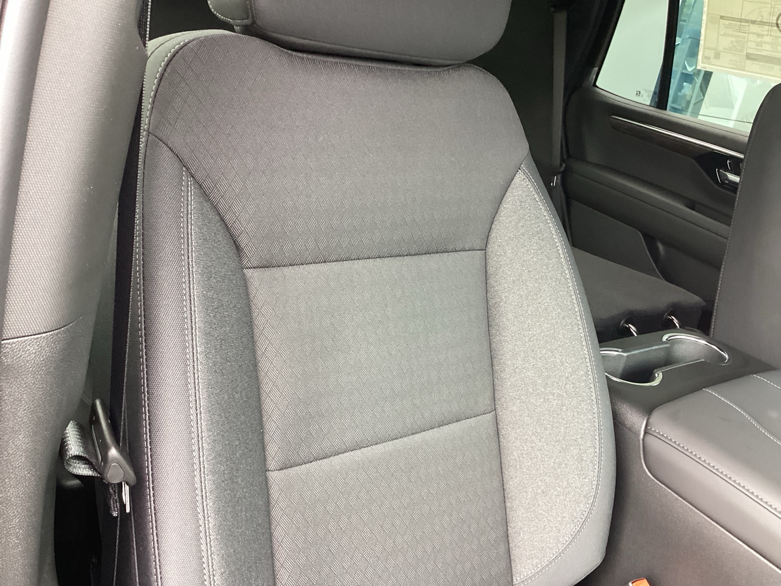 Vehicle image 18 of 32