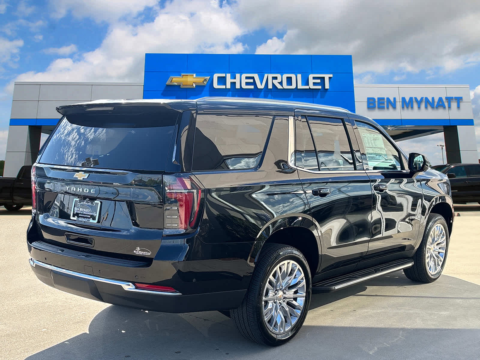 Vehicle image 4 of 50