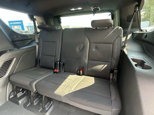 Vehicle image 21 of 35
