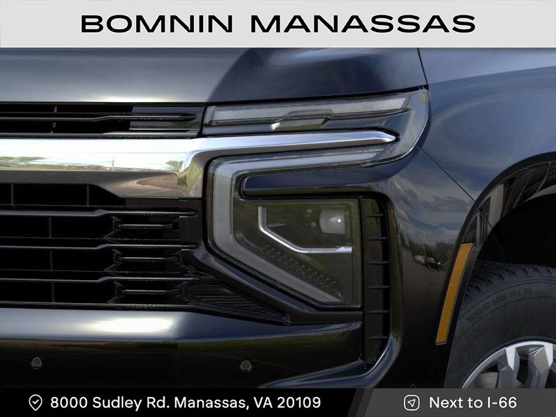 Vehicle image 10 of 24