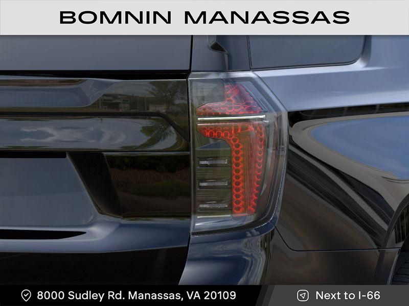 Vehicle image 11 of 24