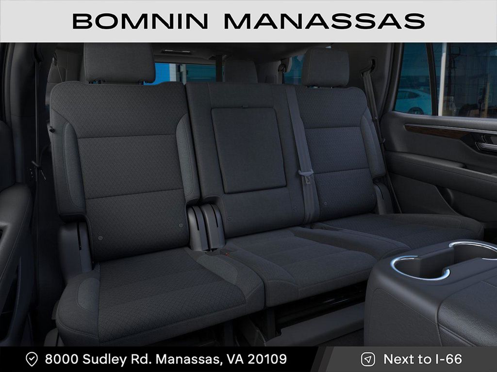 Vehicle image 17 of 24