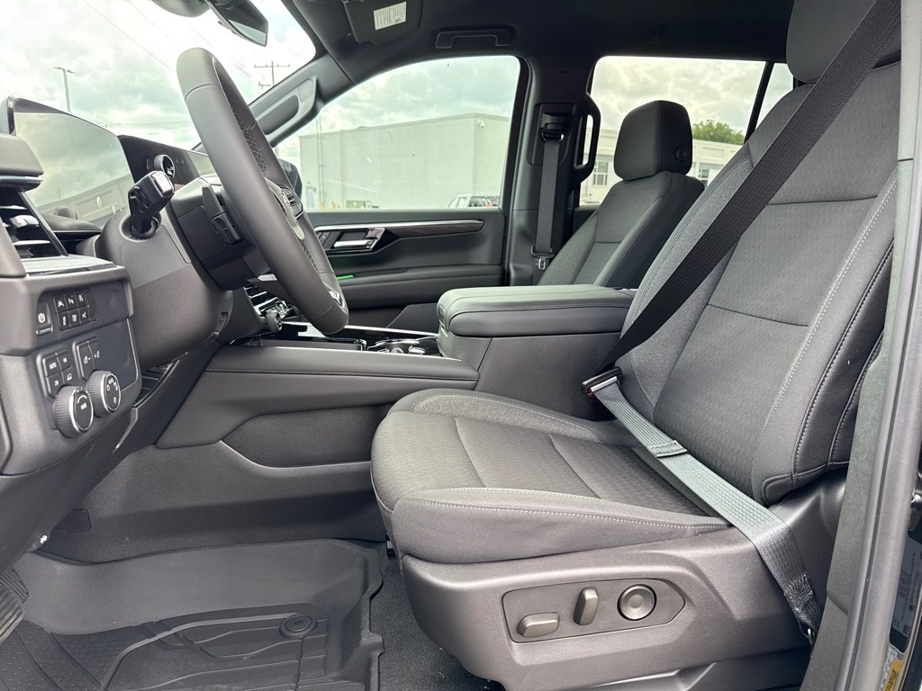 Vehicle image 14 of 30