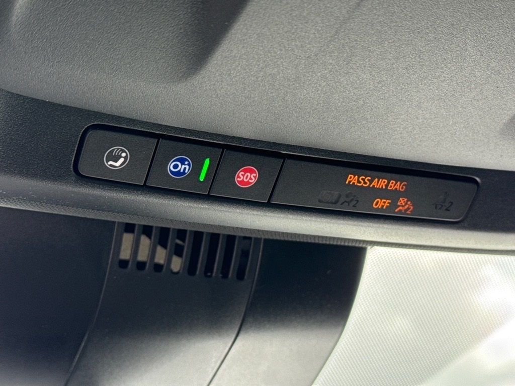 Vehicle image 29 of 30