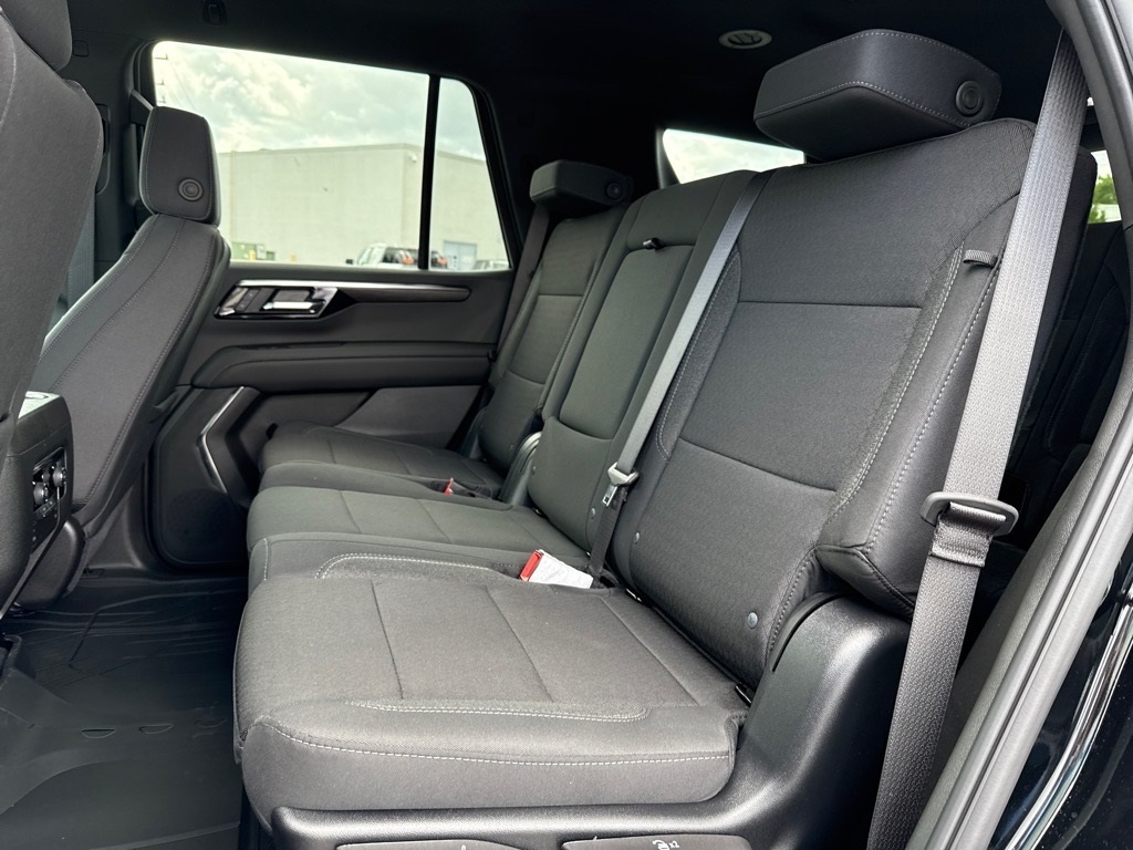 Vehicle image 11 of 30