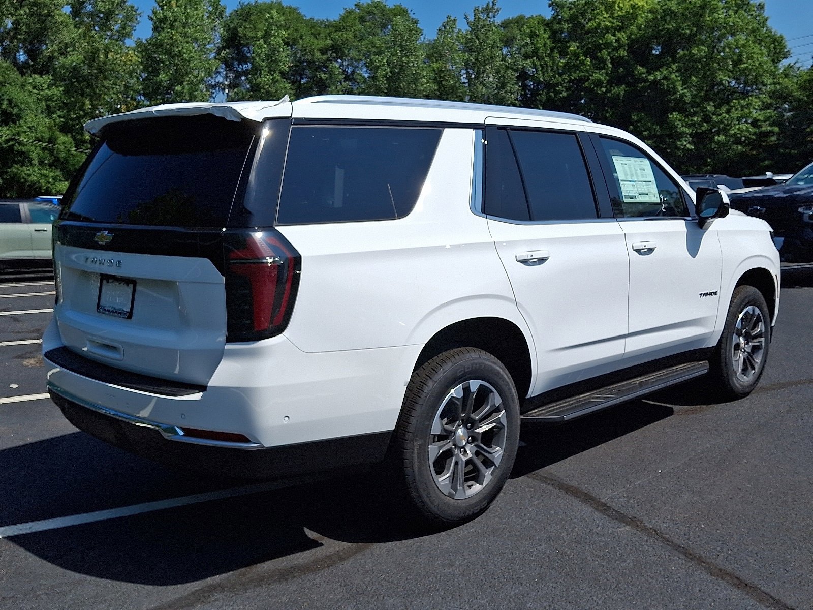 Vehicle image 9 of 36