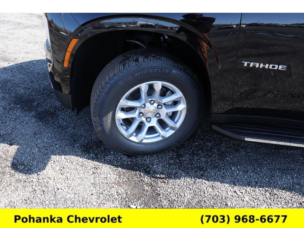 Vehicle image 28 of 36
