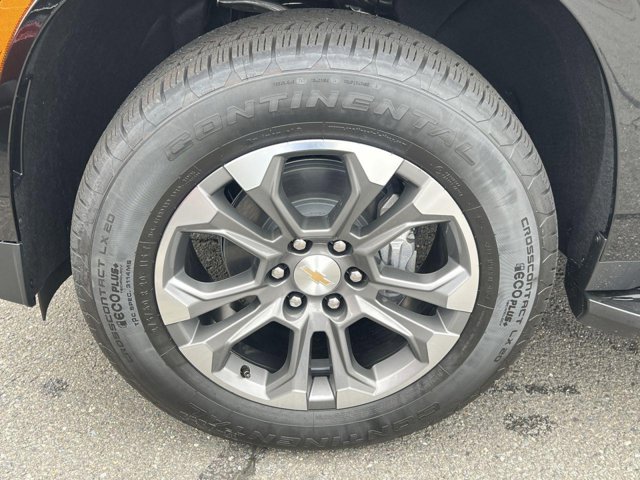 Vehicle image 4 of 24