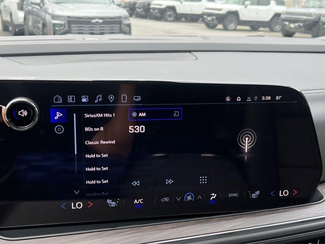 Vehicle image 15 of 24