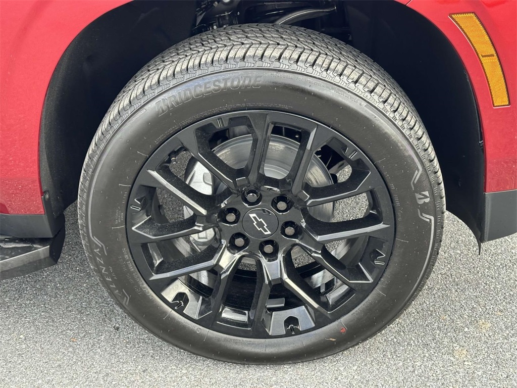 Vehicle image 17 of 18