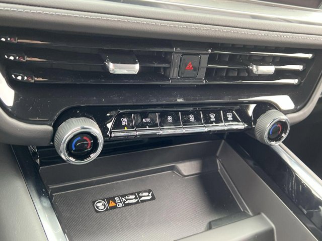 Vehicle image 12 of 22