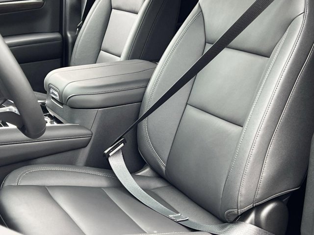 Vehicle image 5 of 22