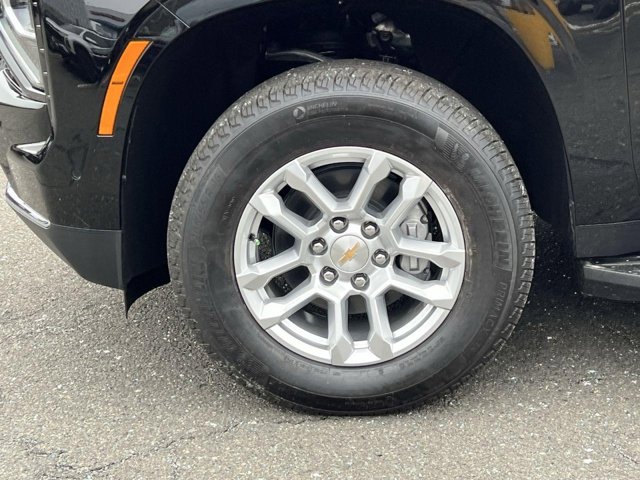 Vehicle image 4 of 22
