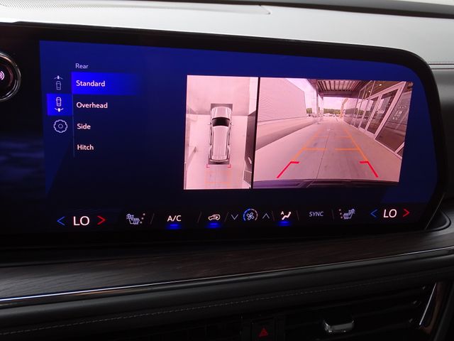 Vehicle image 18 of 26