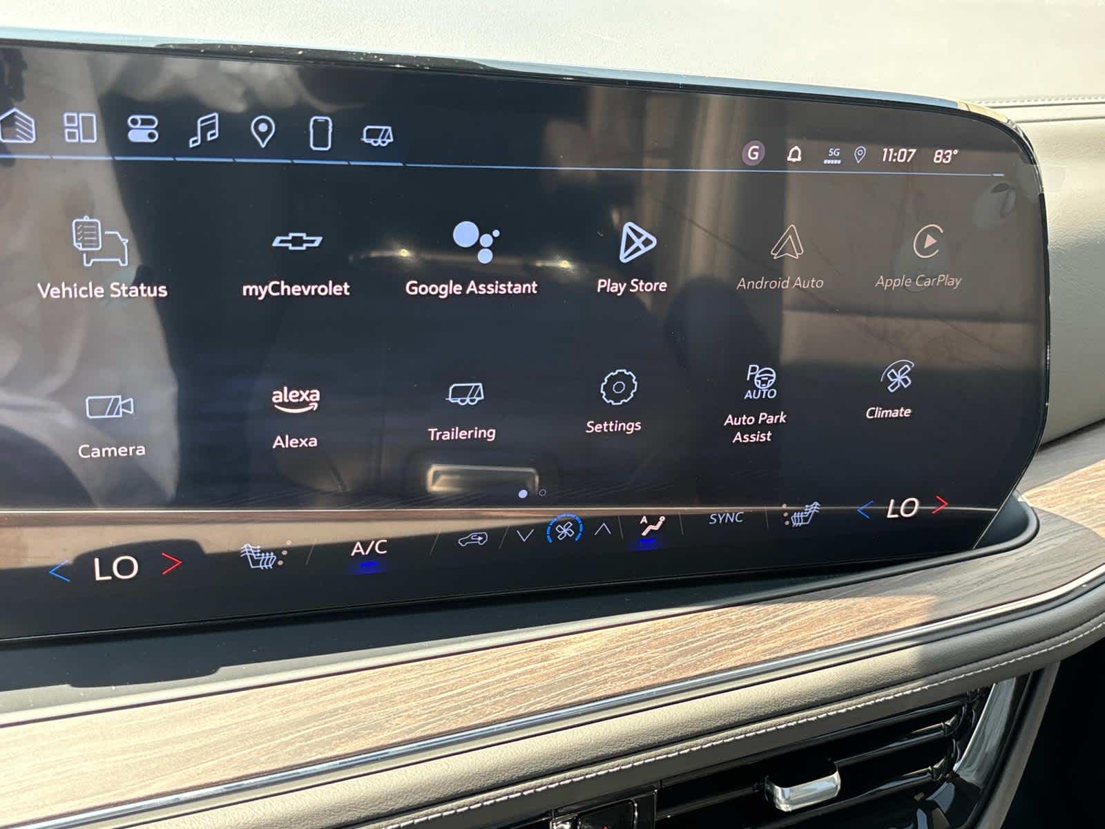 Vehicle image 18 of 53