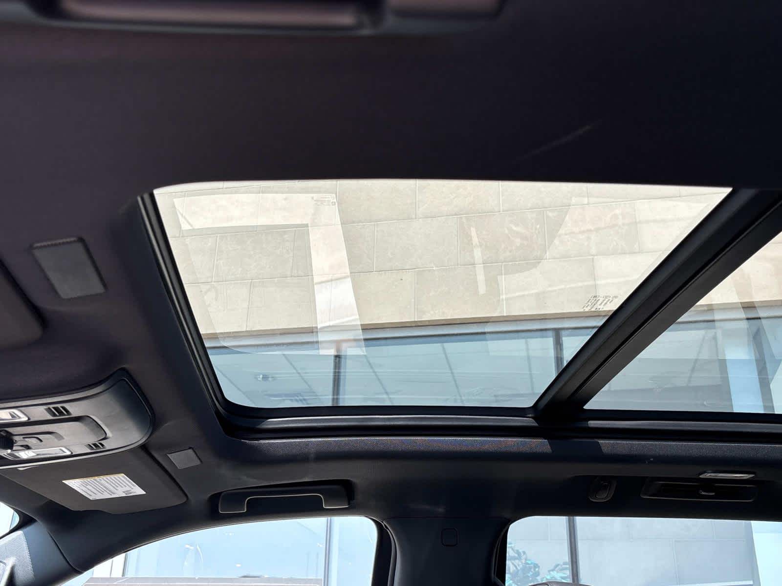 Vehicle image 8 of 53