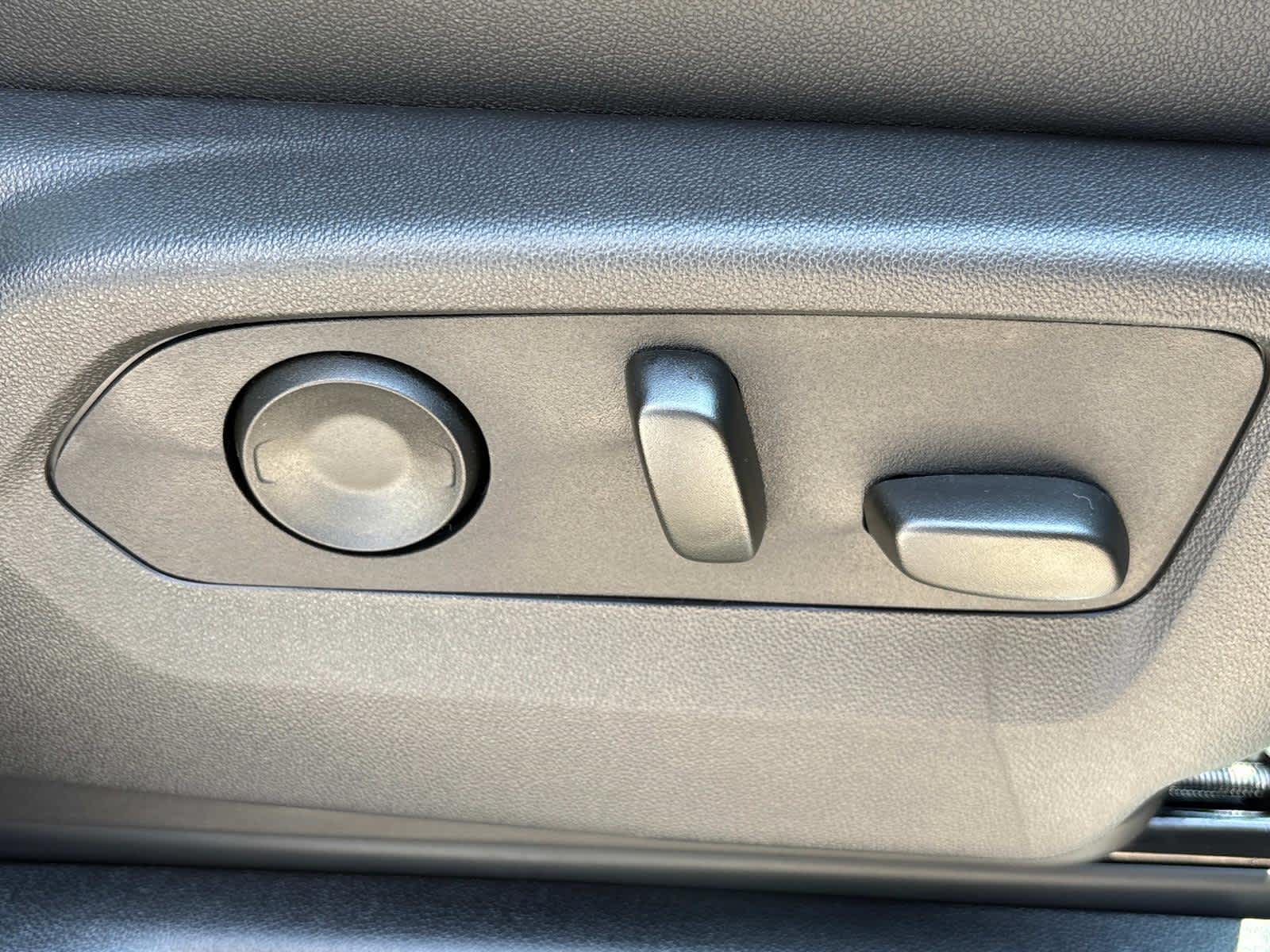Vehicle image 45 of 53