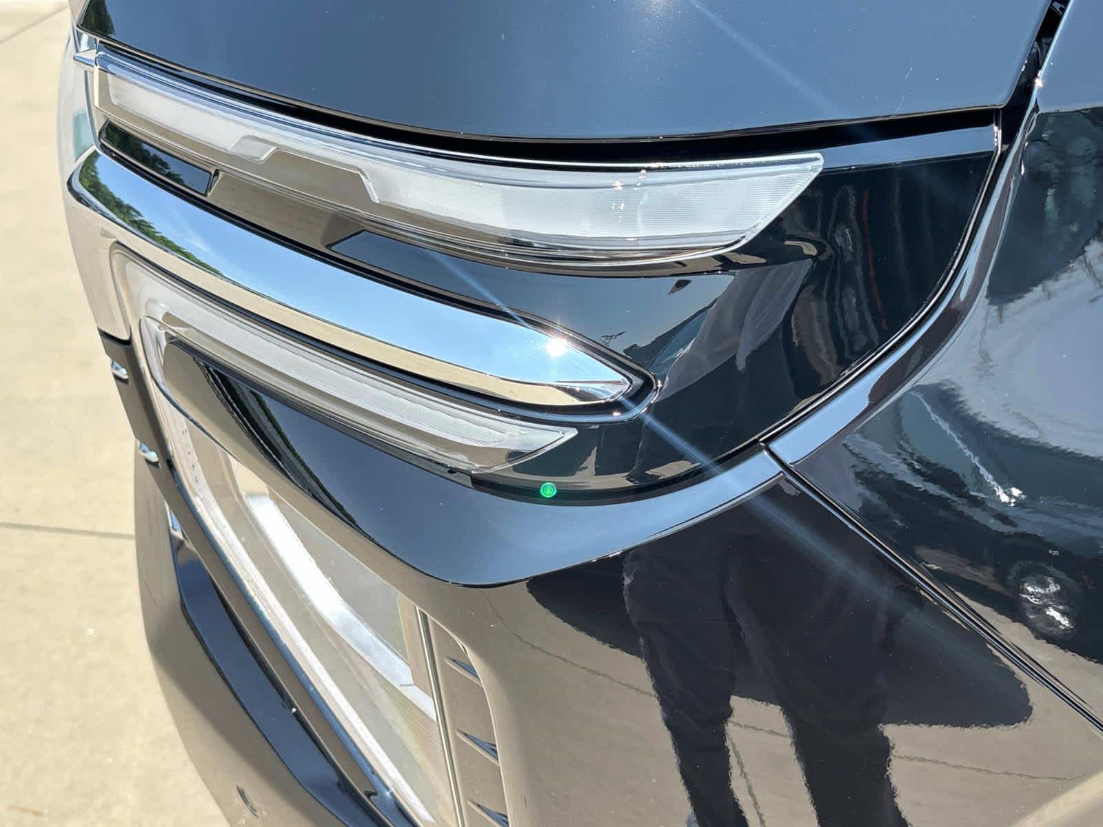 Vehicle image 51 of 53