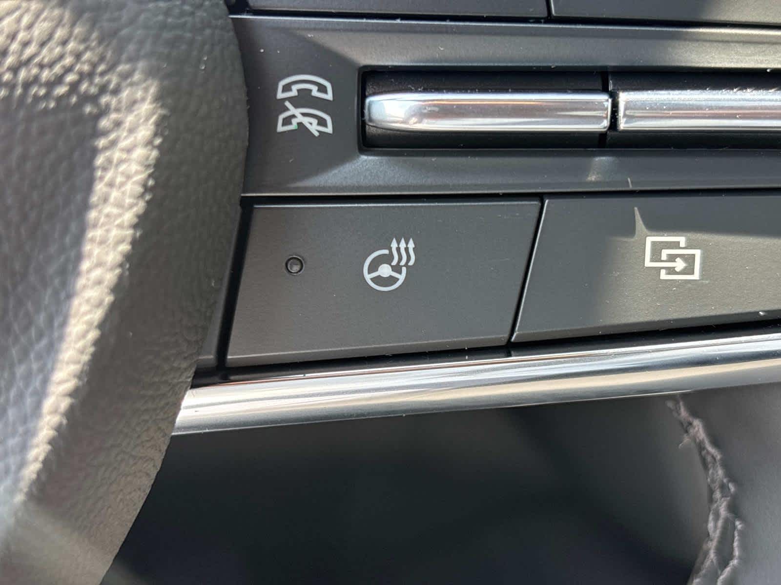 Vehicle image 10 of 53