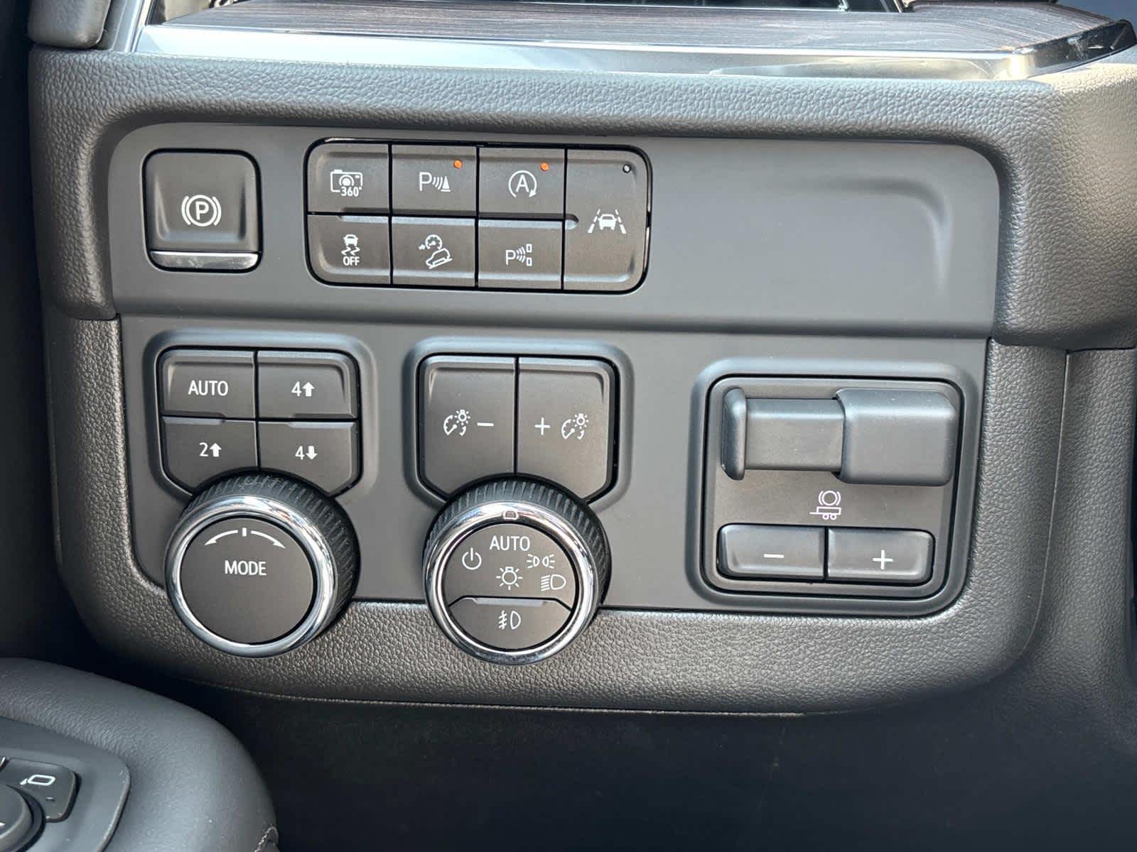 Vehicle image 16 of 53