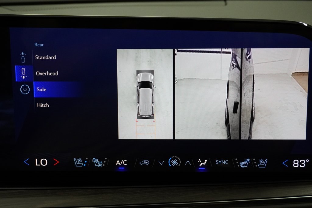 Vehicle image 29 of 40