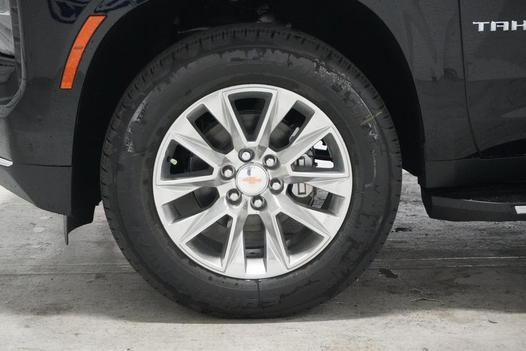 Vehicle image 12 of 40