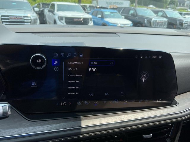 Vehicle image 10 of 23