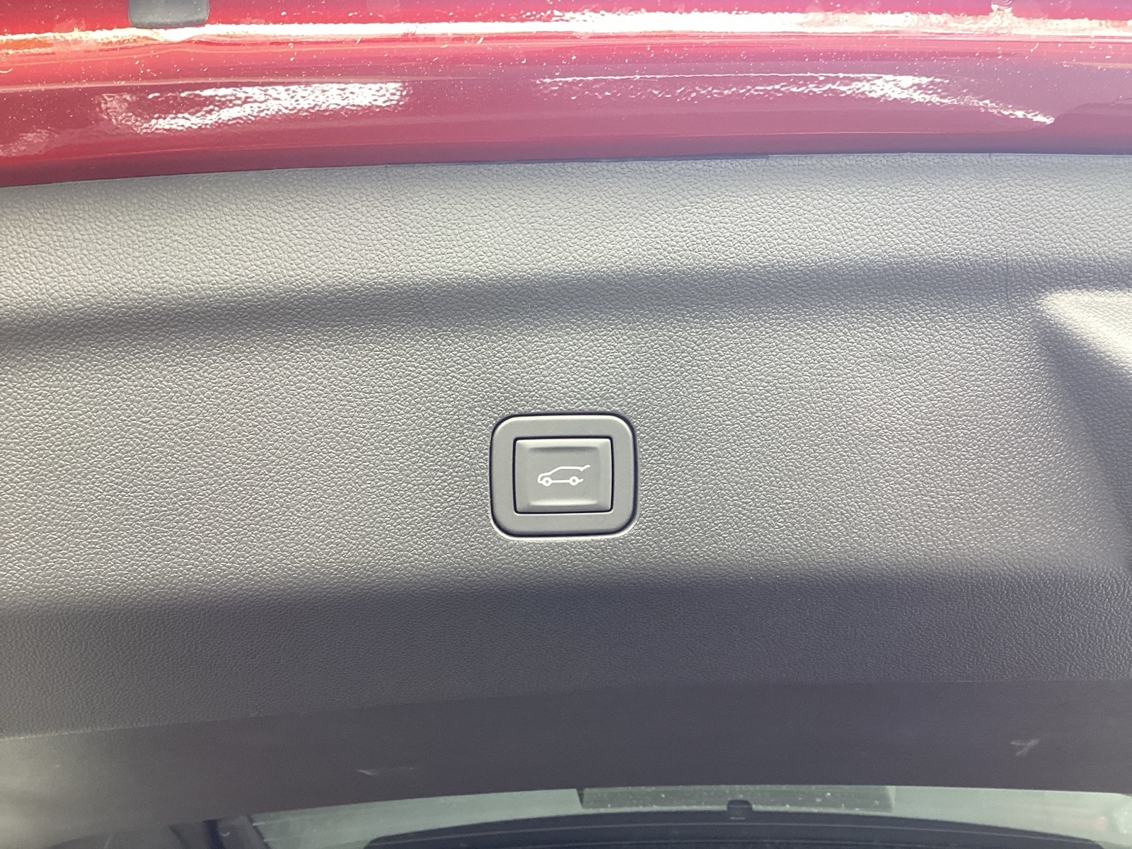 Vehicle image 33 of 45
