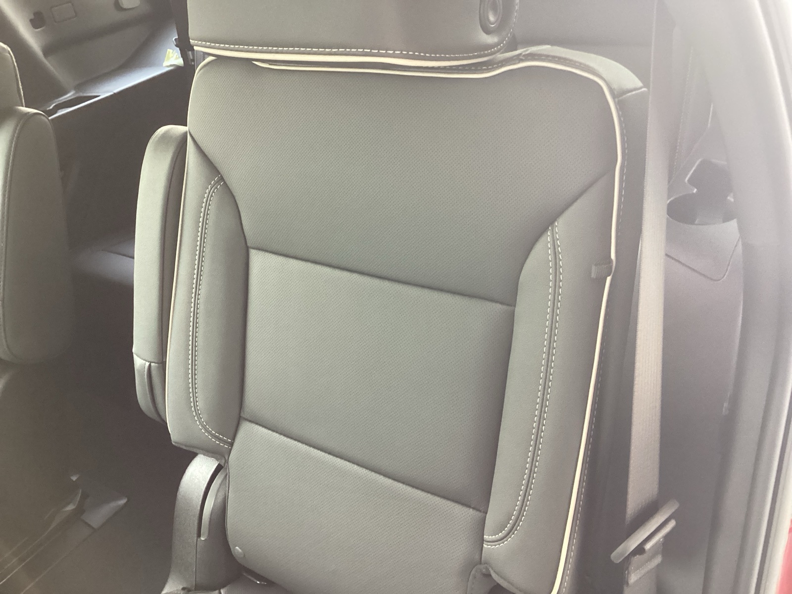 Vehicle image 17 of 45
