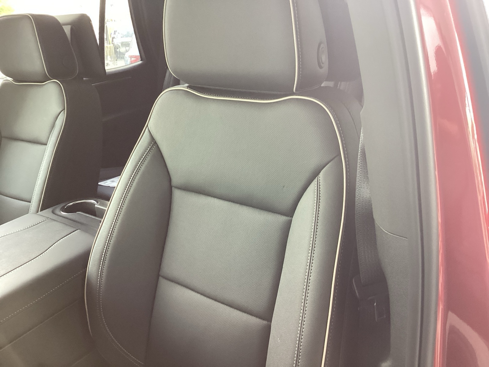 Vehicle image 13 of 45