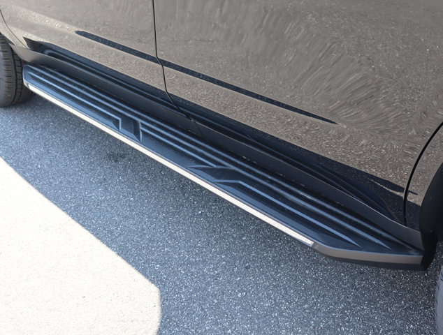 Vehicle image 25 of 29