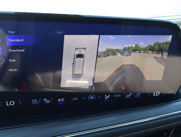 Vehicle image 24 of 29