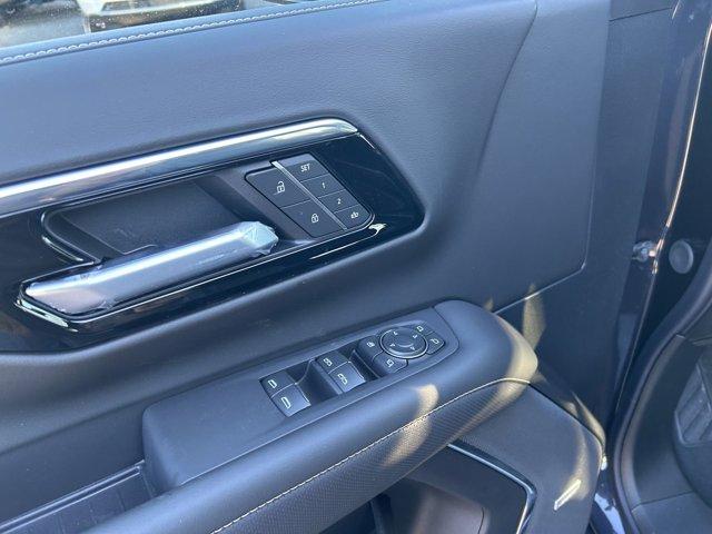 Vehicle image 16 of 37