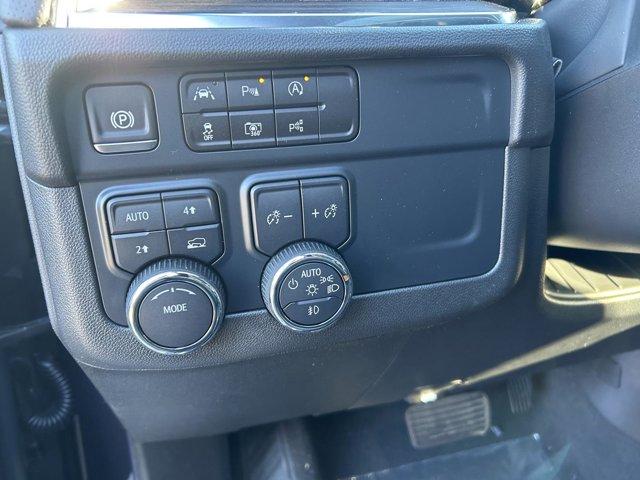 Vehicle image 20 of 37