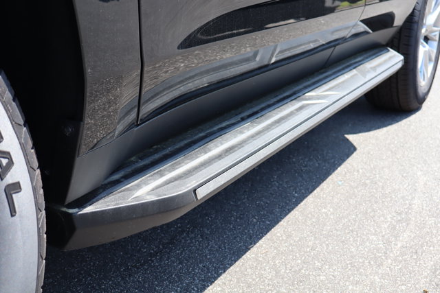 Vehicle image 8 of 26