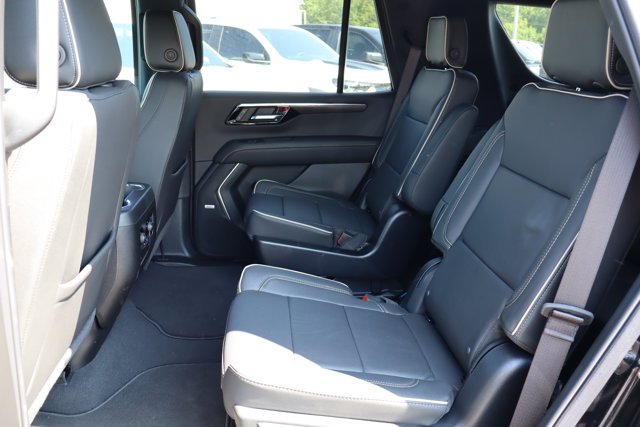 Vehicle image 18 of 26