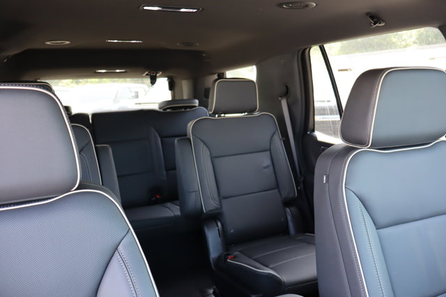 Vehicle image 23 of 26