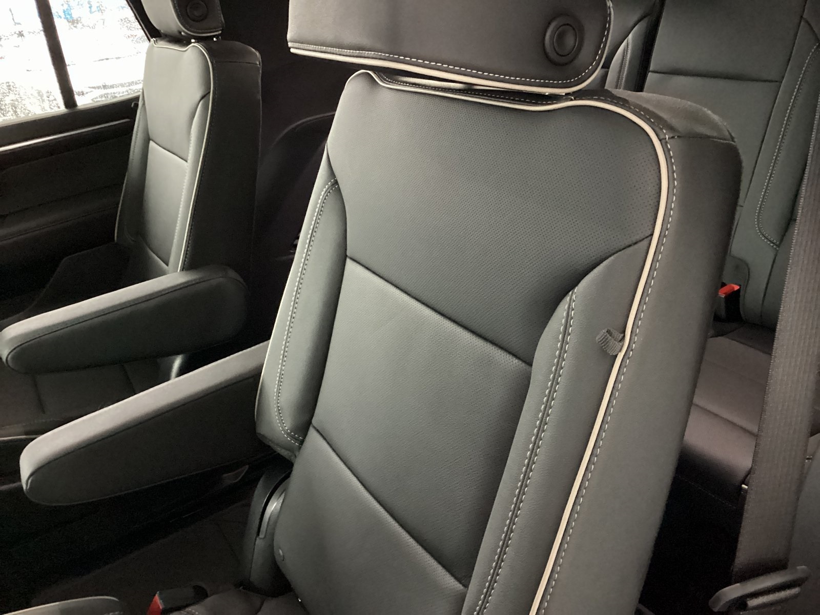 Vehicle image 15 of 38